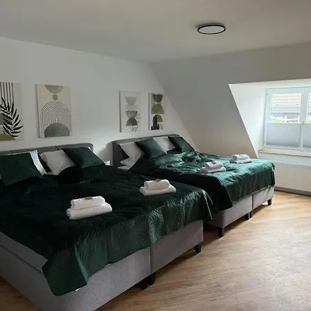 Grosszuegiges Am Pulheimer Marktplatz 아파트 *