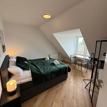 Grosszuegiges Am Pulheimer Marktplatz 아파트 *