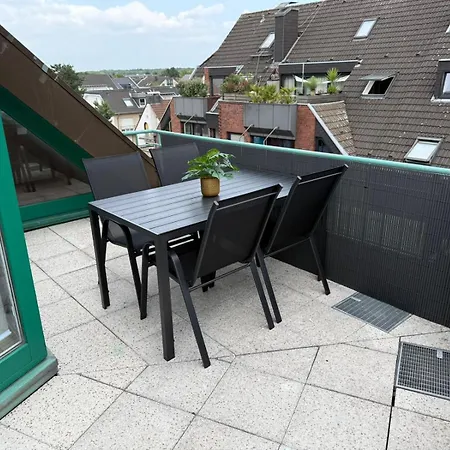 아파트 Grosszuegiges Am Pulheimer Marktplatz *